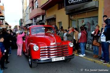 La Cabalgata Real recorre la zona comercial de Los Llanos de Telde (Foto Antonio Alí y Francisco Javier Santana)